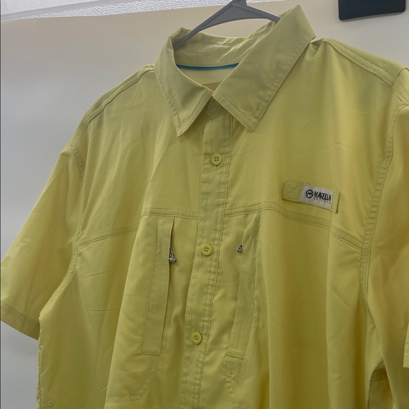 Magellan outdoors Yellow fish gear loose fit Shirt - Picture 5 of 9